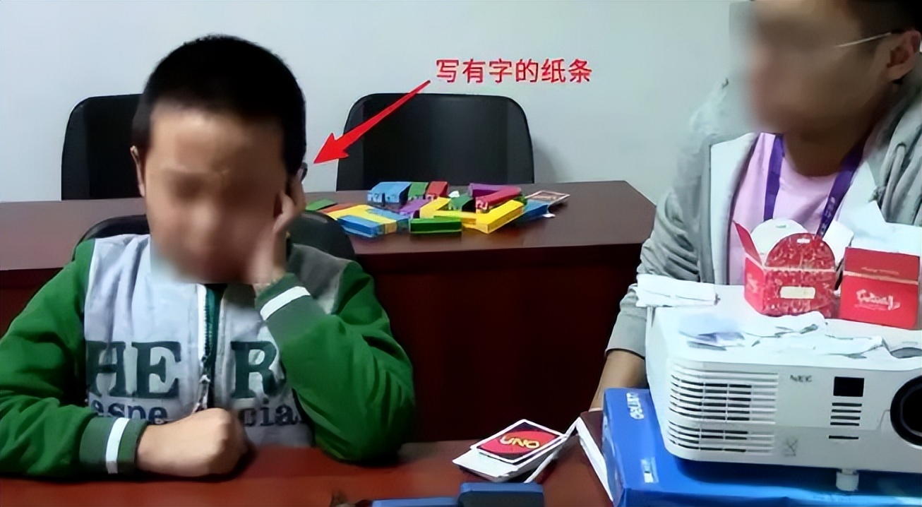 扁头通过训练变圆头是真的吗,儿童扁头头盔矫正