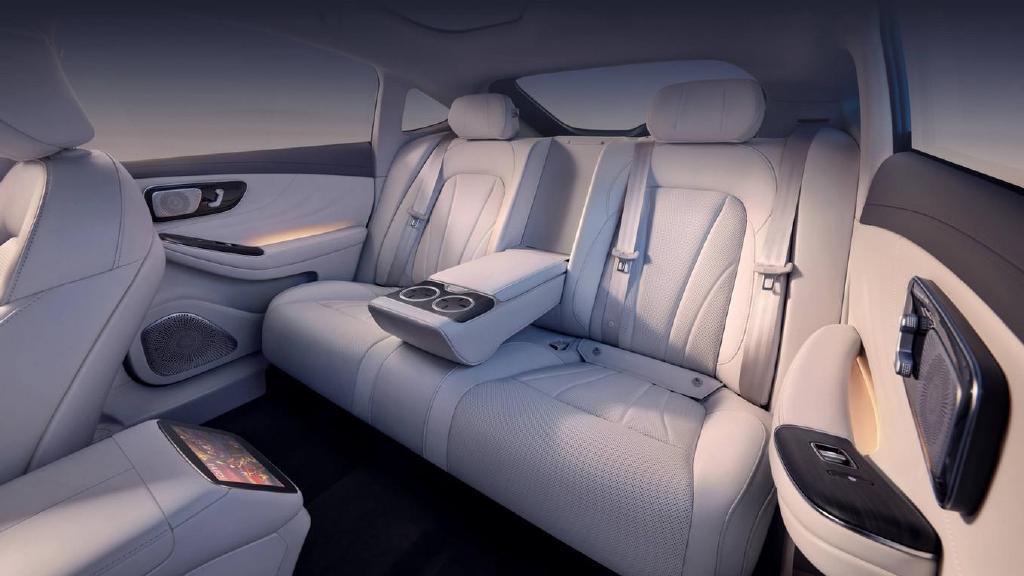 上汽飞凡f7政策,飞凡f7新能源汽车换电