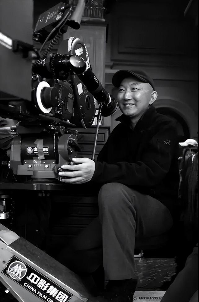 让星爷当配角的男人,韩三平监制星爷电影