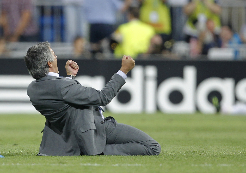 穆里尼奥狂人怒喷裁判事件,穆里尼奥丢冠后怒喷裁判