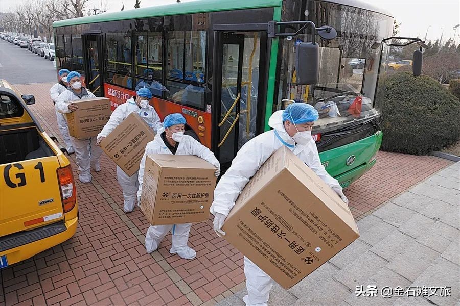 金石滩十二时辰！疫情下的光影轮转！