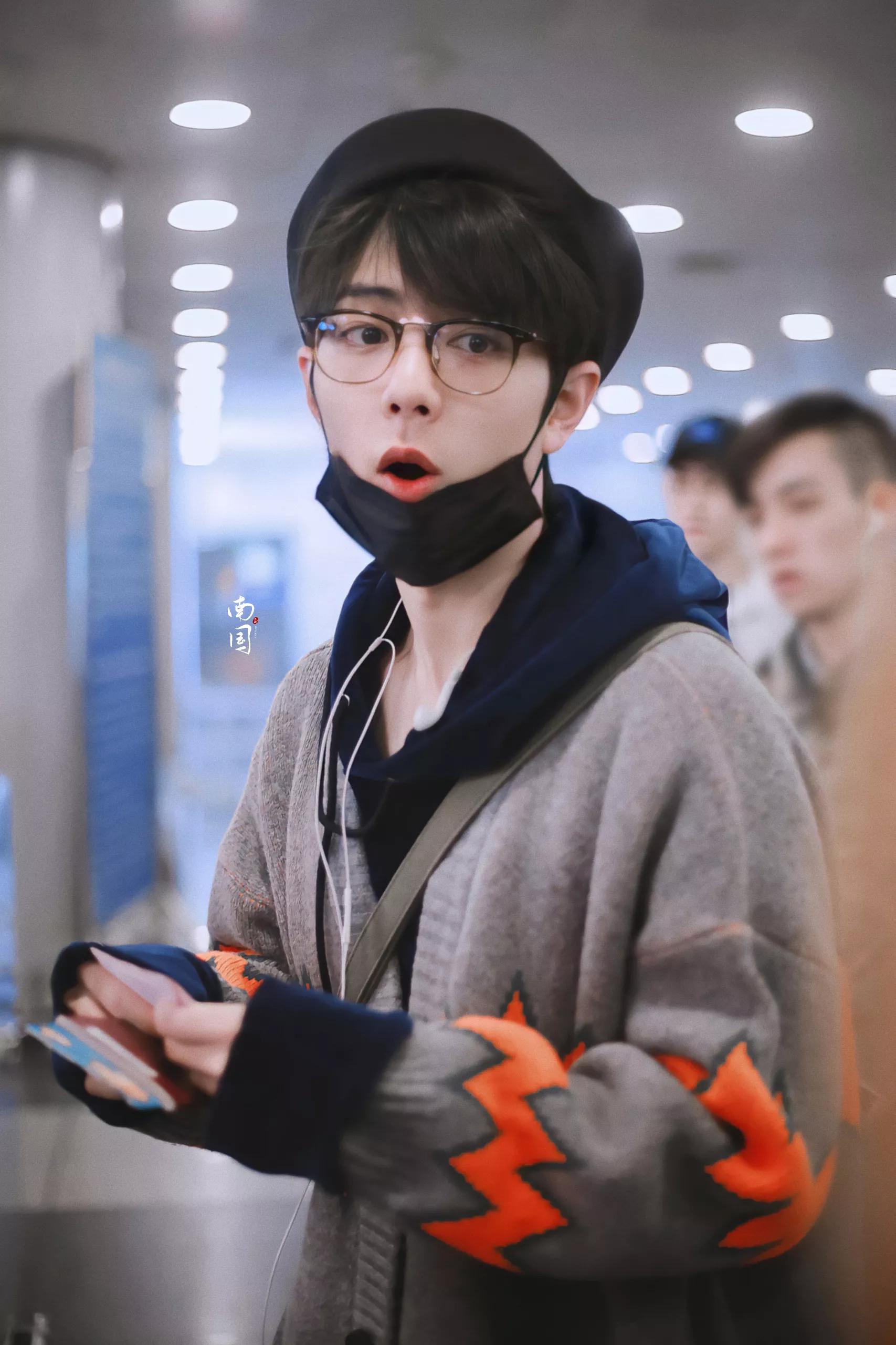 reaction肖战舞台考古,肖战x玖少年团考古完整视频