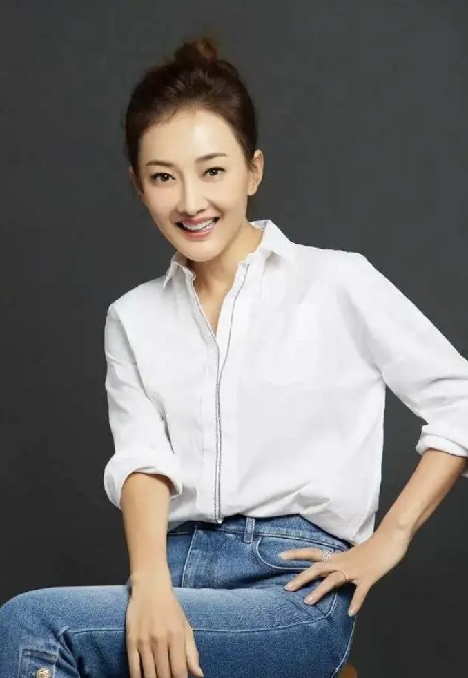 没整过容优雅老去的女明星,盘点大牌女星是如何优雅变老的