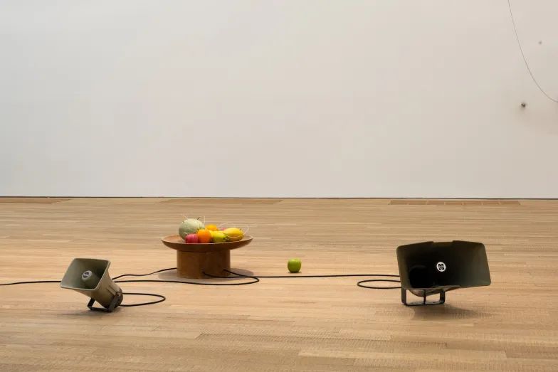 毛利悠子|“我想在创作中留下‘事物’而不仅仅是‘东西’。”