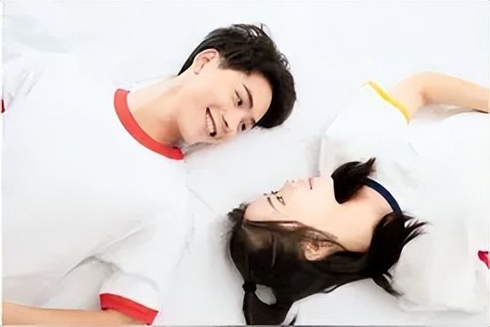 排卵期到了女性身体会有3个征兆,排卵期女人会有啥反应