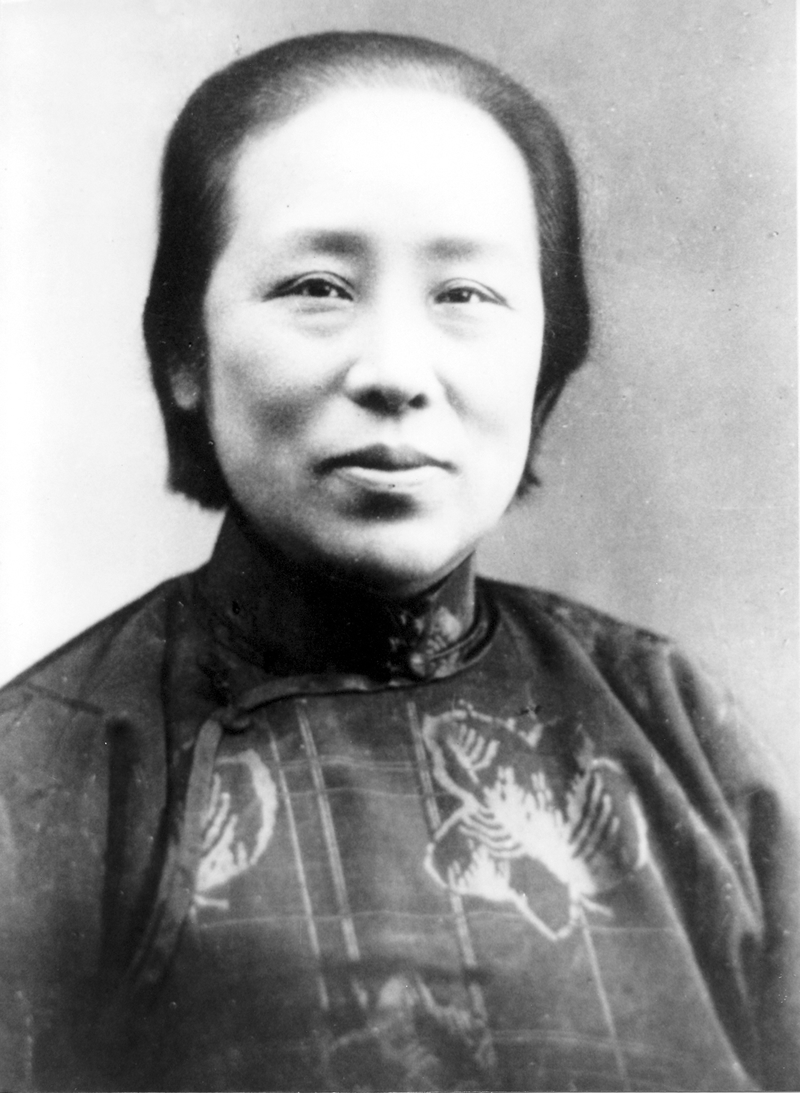 中国近代十大女伟人，每一位都是革命先烈，其中两位是正国级！