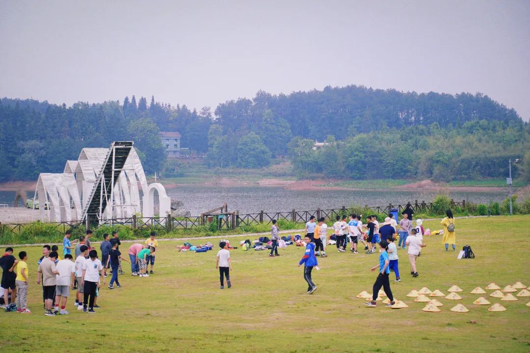 离重庆近的旅游省份自驾,离重庆8个小时左右的旅游胜地
