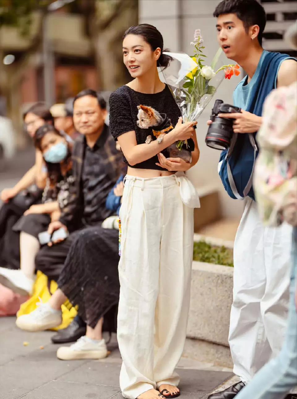 去了上海才发现：满大街都是长裙长裤，洋气又舒适，好高级