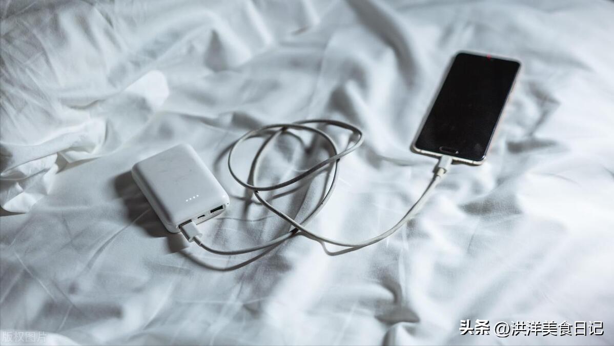 手机原来可以这样充电,手机千万不要这样充电