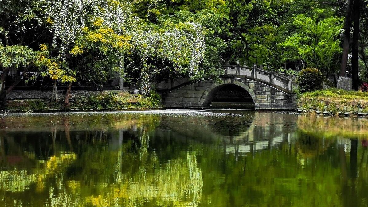 成都人民公园的导览图,走进成都的视频