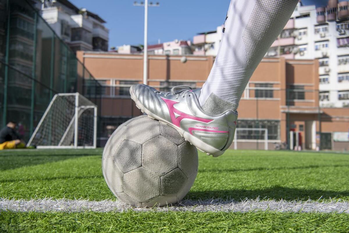 惊！这是竞技体育有的？中国足协原副主席李毓毅涉嫌严重违法