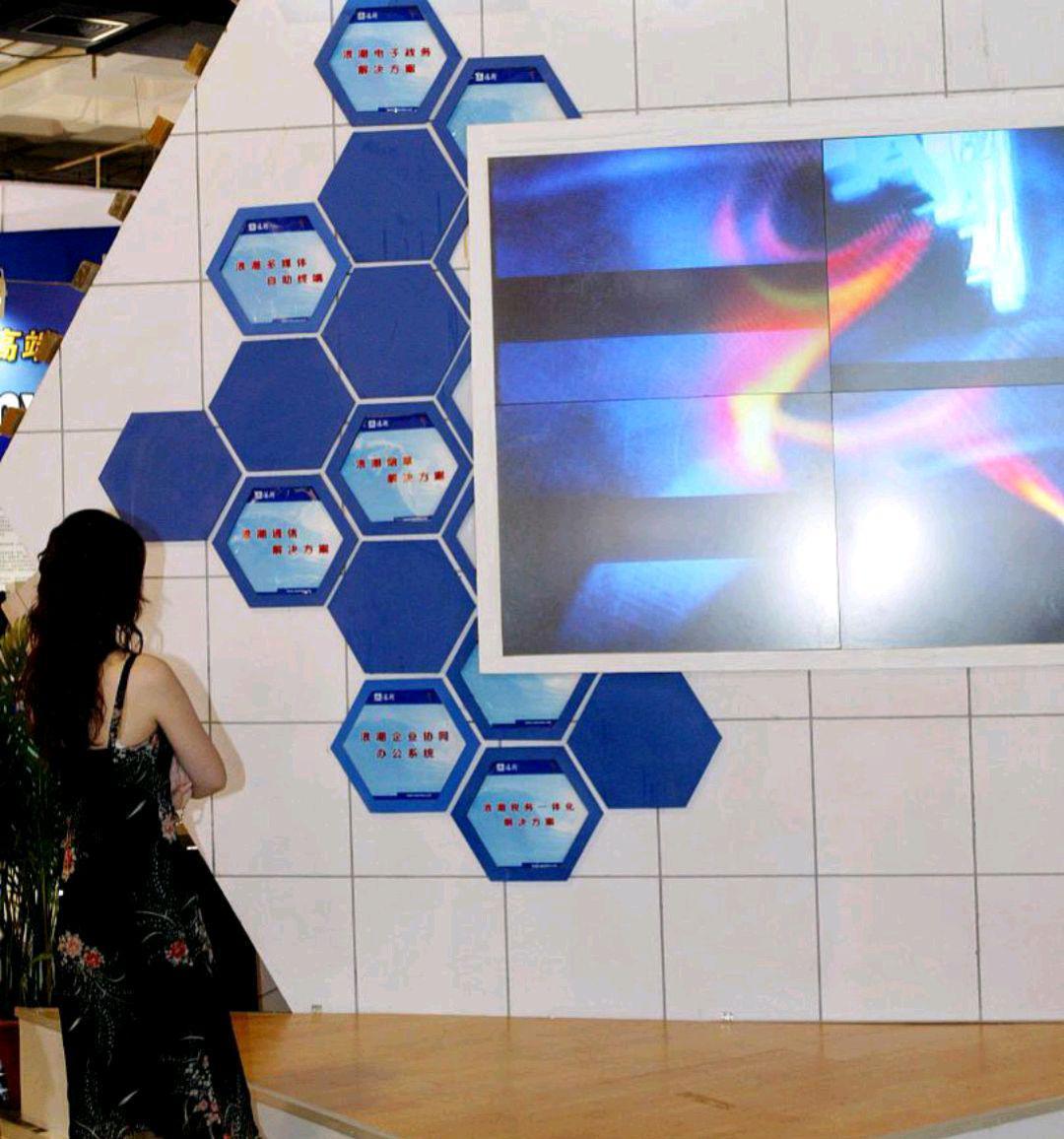 大学专业就业前景排行榜最新,985的差专业和211的好专业怎么选