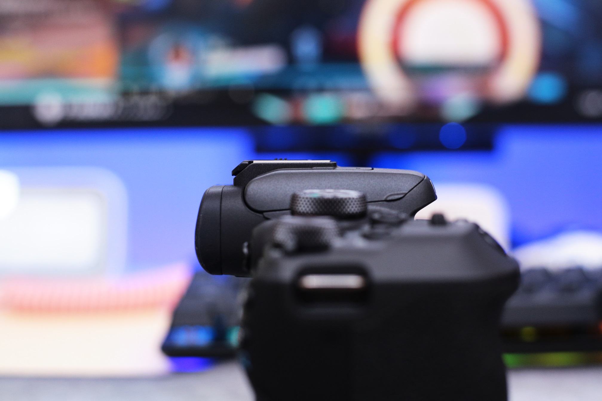 5d3跟r10拍照画质对比,佳能r10还是选择老款5d3