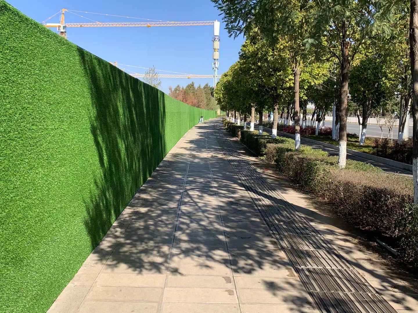 围挡绿网厂家直销批发,绿草坪围挡批发价格