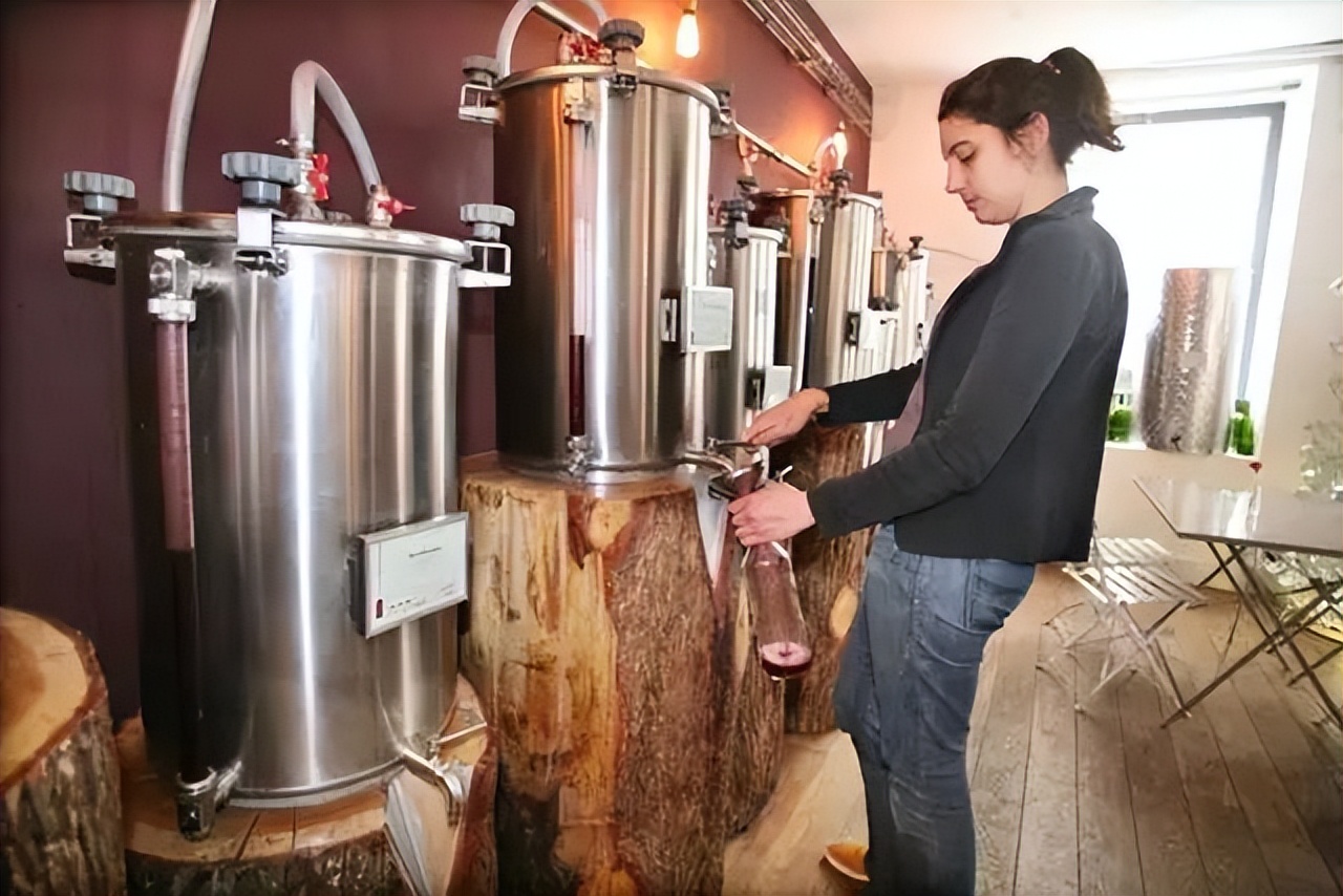 买酒请选择正规渠道购买,原瓶进口酒和国内灌装酒的区别