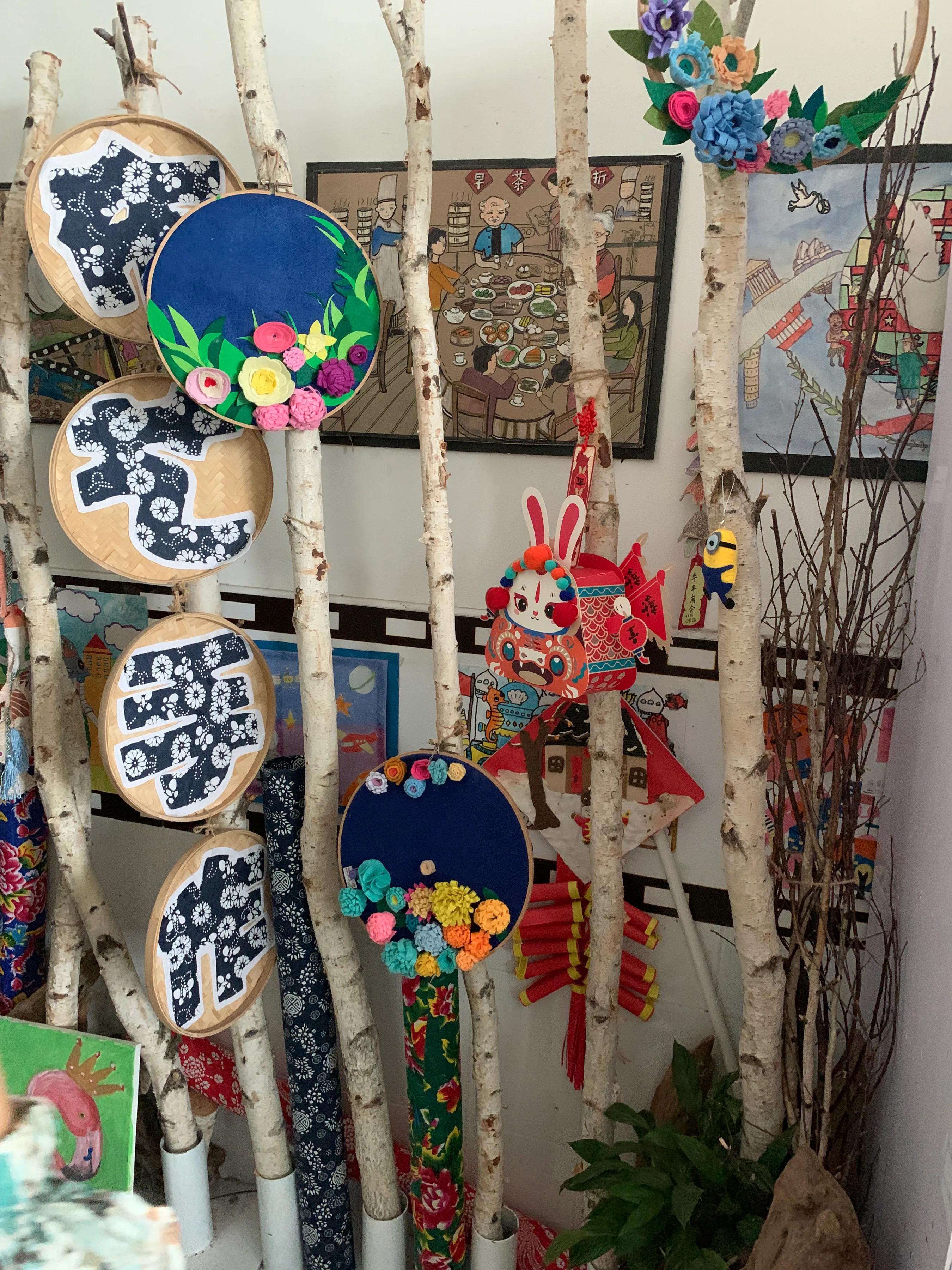 美丽的凤凰小学,林中凤凰小学