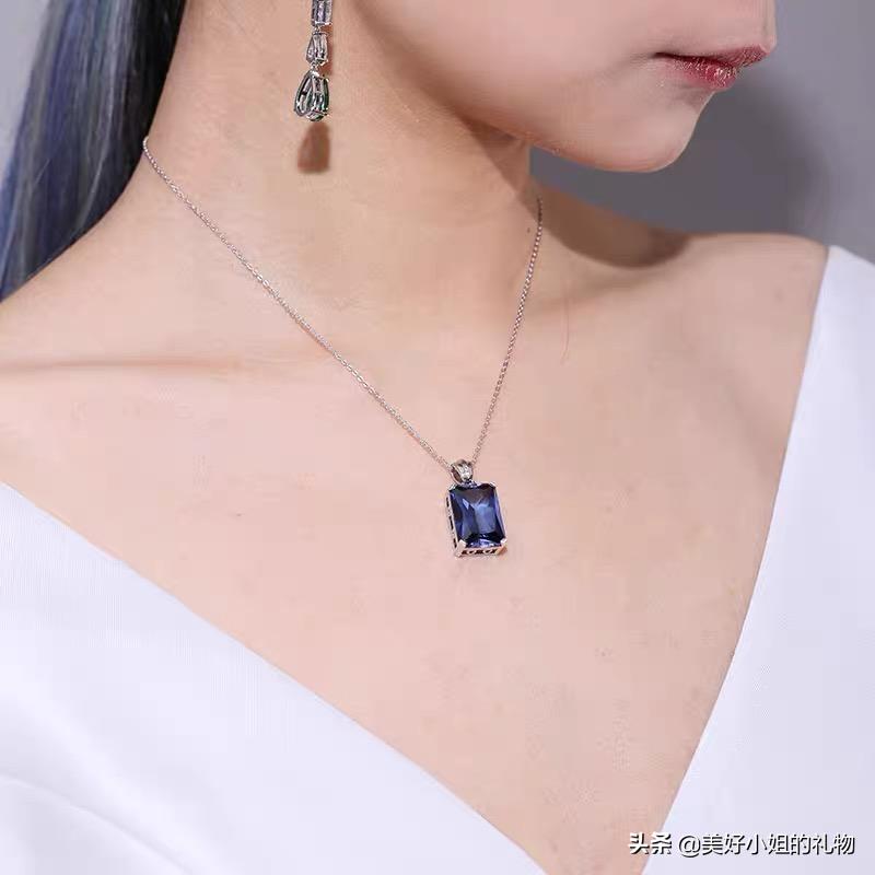 母亲节礼物40-50岁实用首饰套装,母亲节首饰礼物推荐