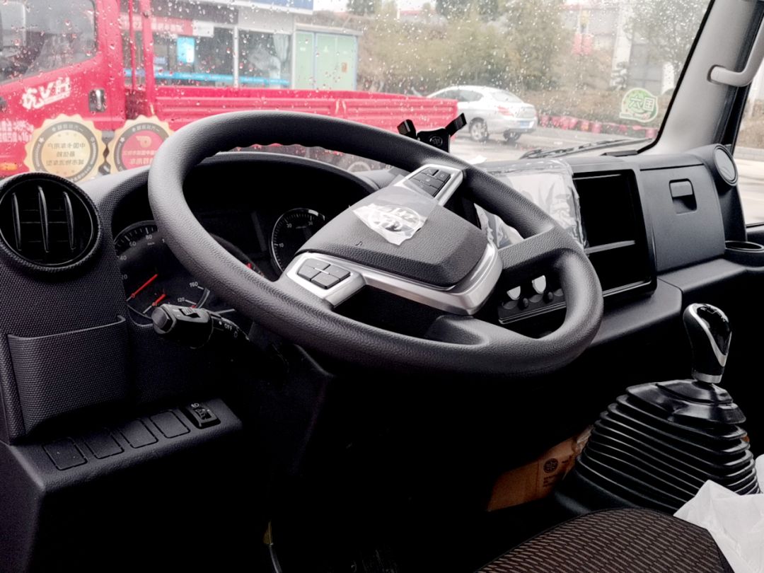 十堰龙信二手车市场雅阁,十堰龙信国际汽车城二手车直播