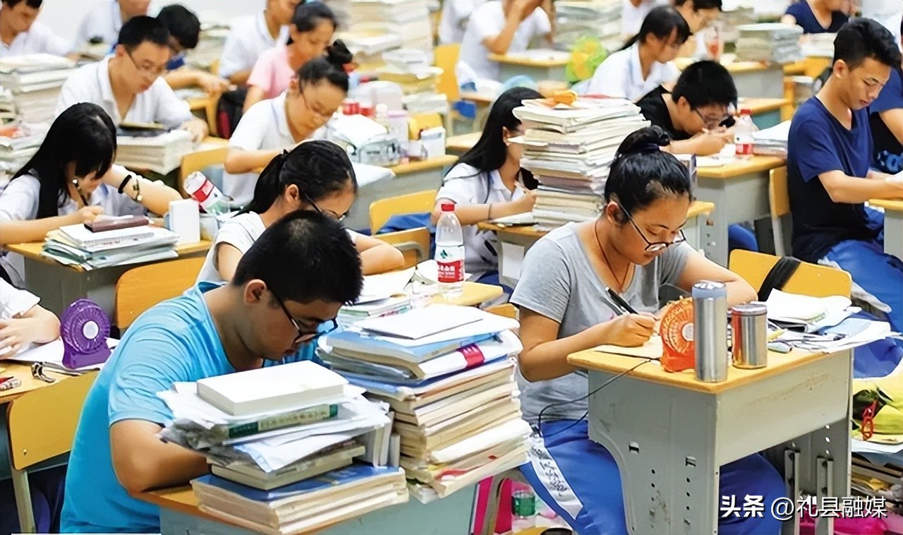 高三毕业了选理科好还是文科好,文科生和理科生毕业以后的差别