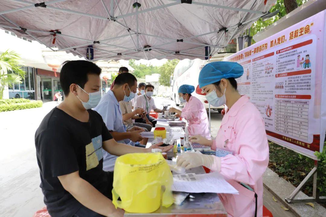 致敬每一位在抗疫一线的工作人员,致敬每一位奋斗在前线的医护人员