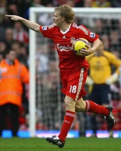 库伊特踢球,德克库伊特有什么冠军