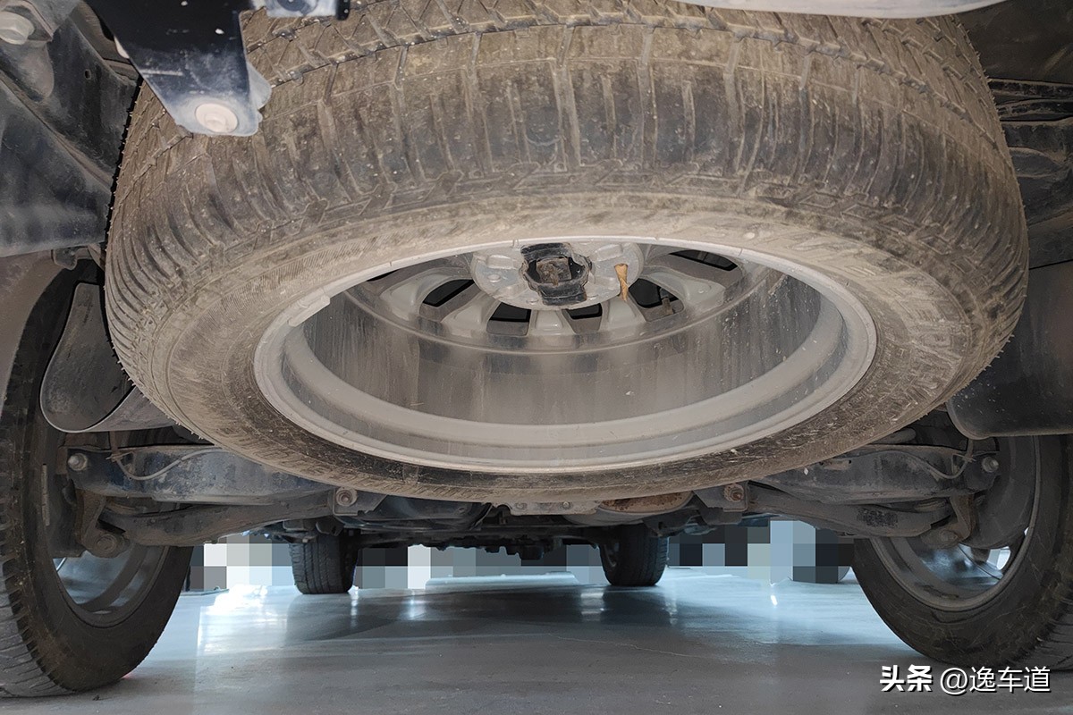 最新款英菲尼迪qx80平行进口报价,途乐5.6和英菲尼迪qx80哪个更保值