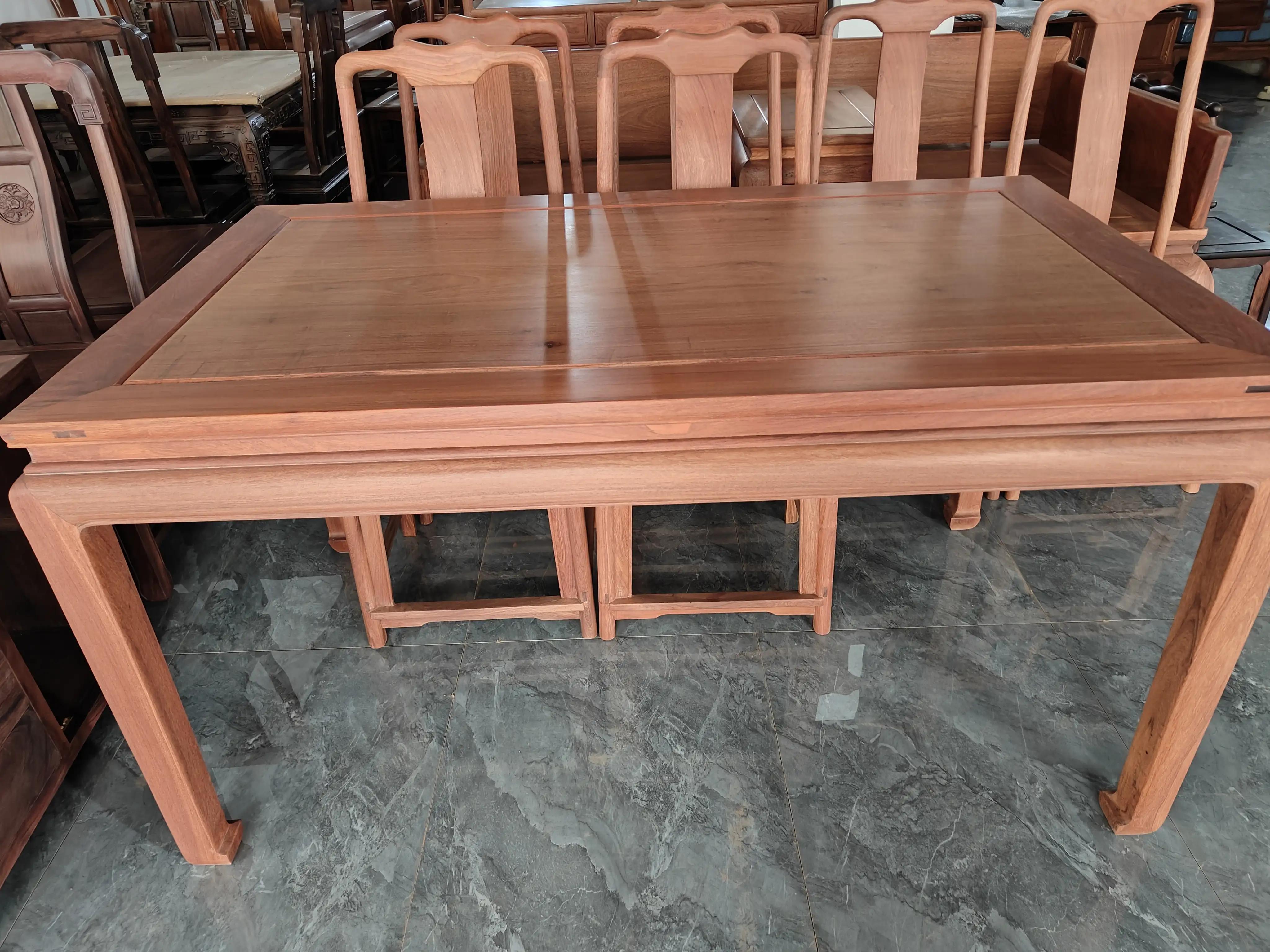 红木家具配玻璃面,红木家具玻璃要和桌面一样大吗