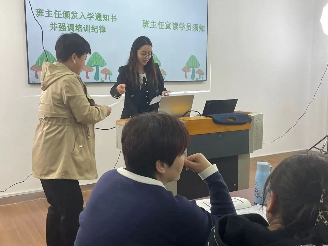 #促就业保民生#培养互联网营销师助推创业就业新形态