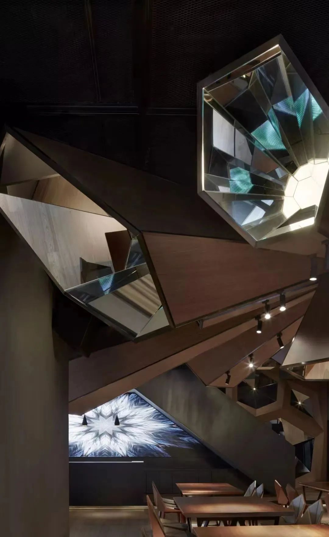 专业网红餐厅设计分析及思路,网红新中式餐厅设计方案案例分享