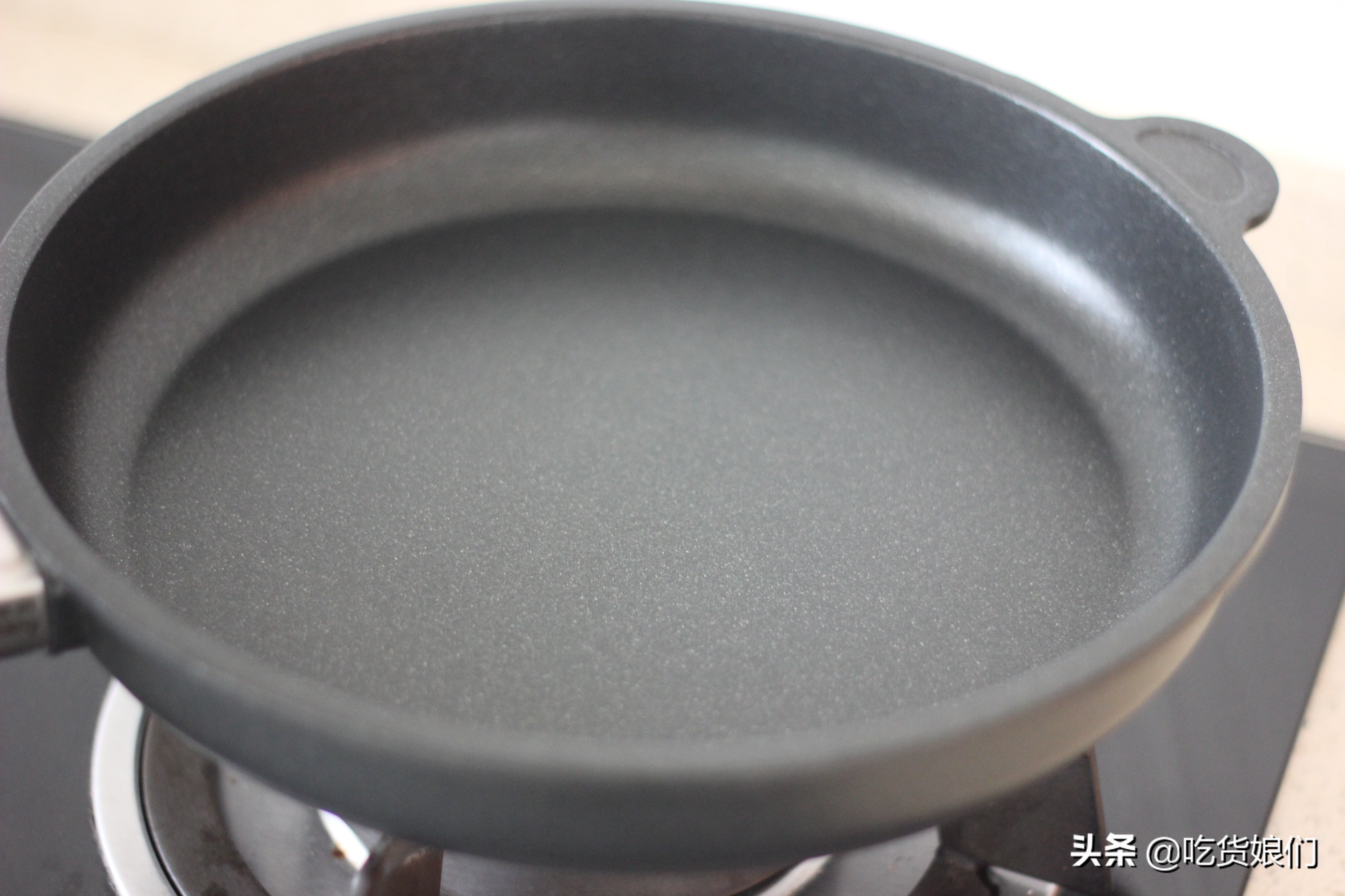 高档厨房必备锅具图片大全,10件大家都在用的厨房锅具