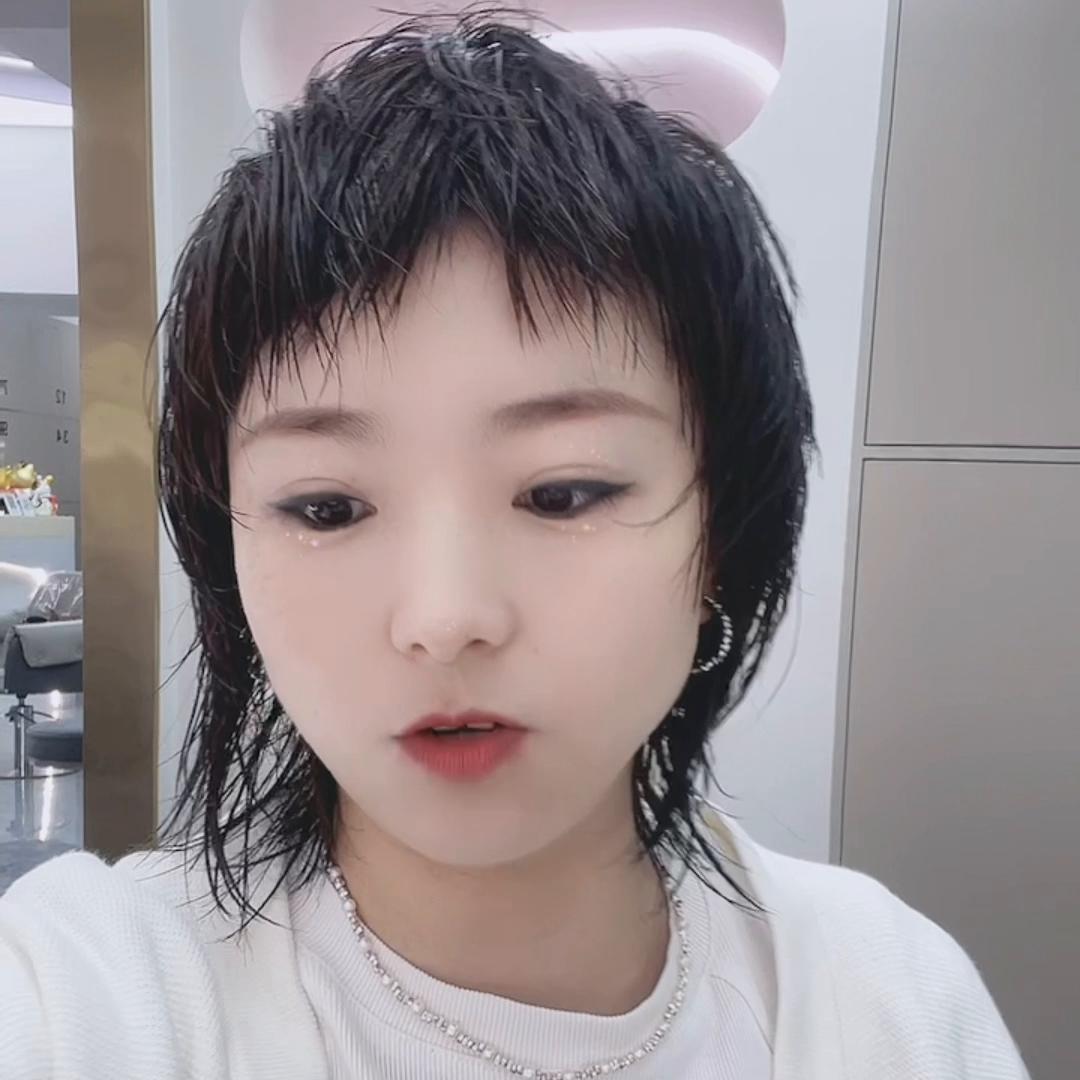 一分钟教会你做发型,5分钟教你打理一款发型