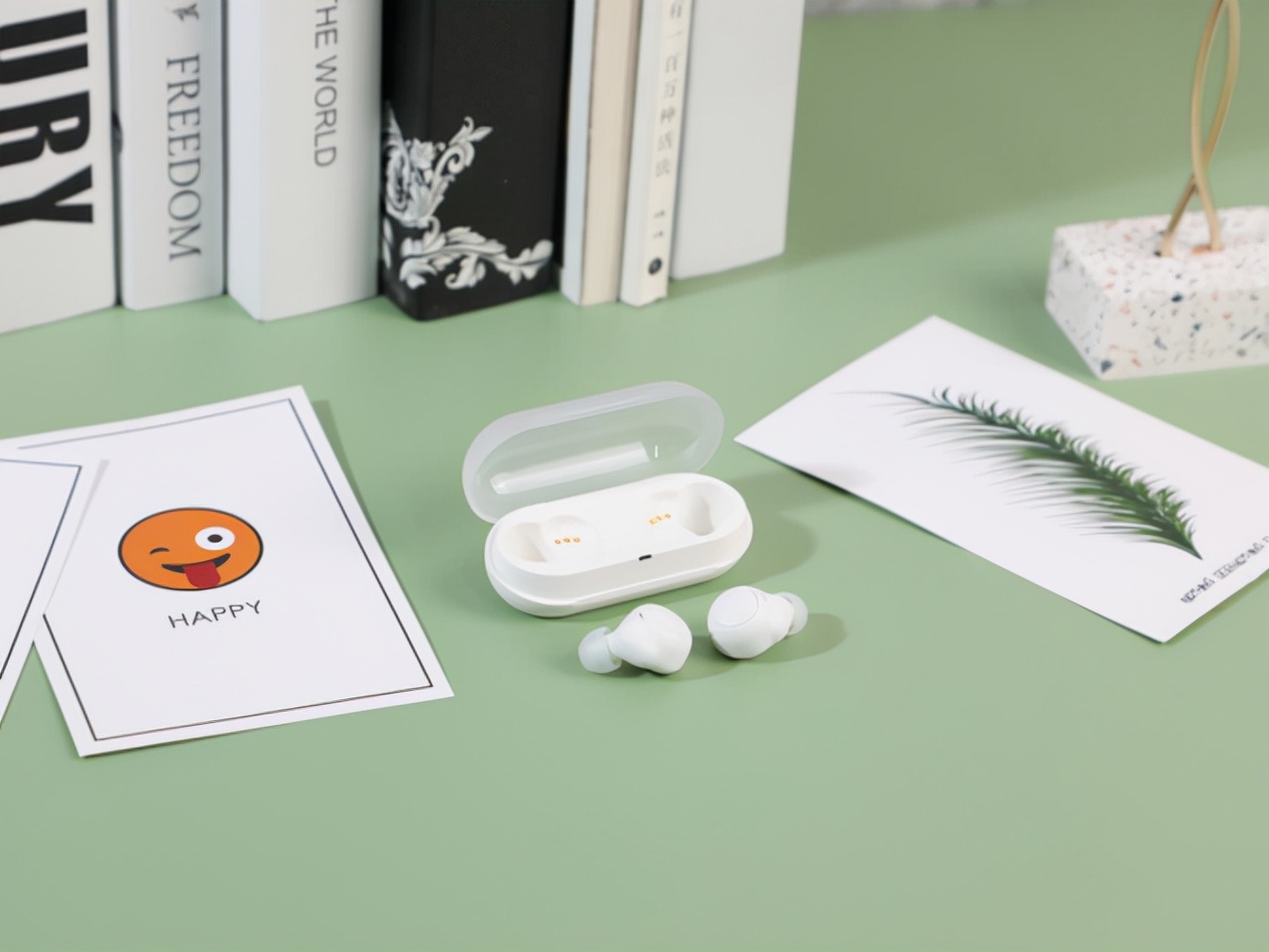 更适合年轻人的多彩外观索尼WF-C500真无线耳机体验评测