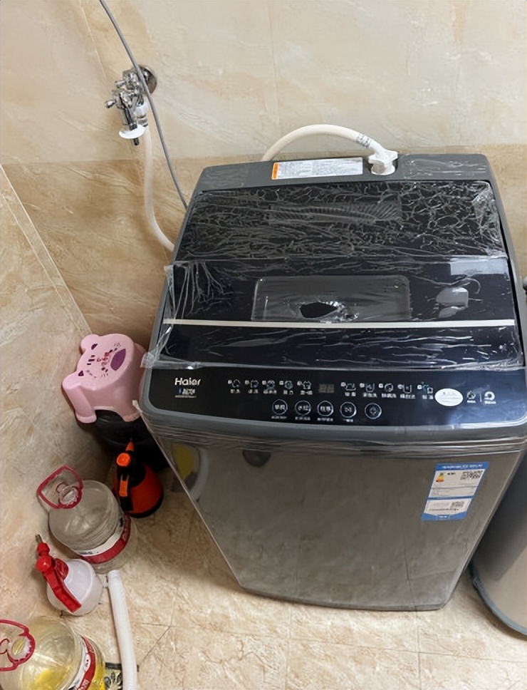 海尔滚筒洗衣机好还是小天鹅的好,美的小天鹅海尔滚筒洗衣机哪个好