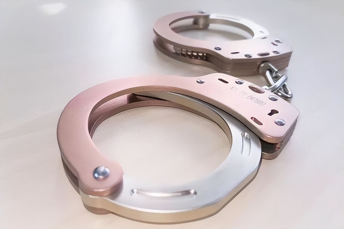 侵犯公民个人信息怎么办？和田网警用实例来教你