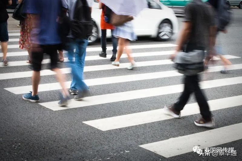 皮塔大难临头！赛塔当选总理！这两座“塔”，为何差距这么大？