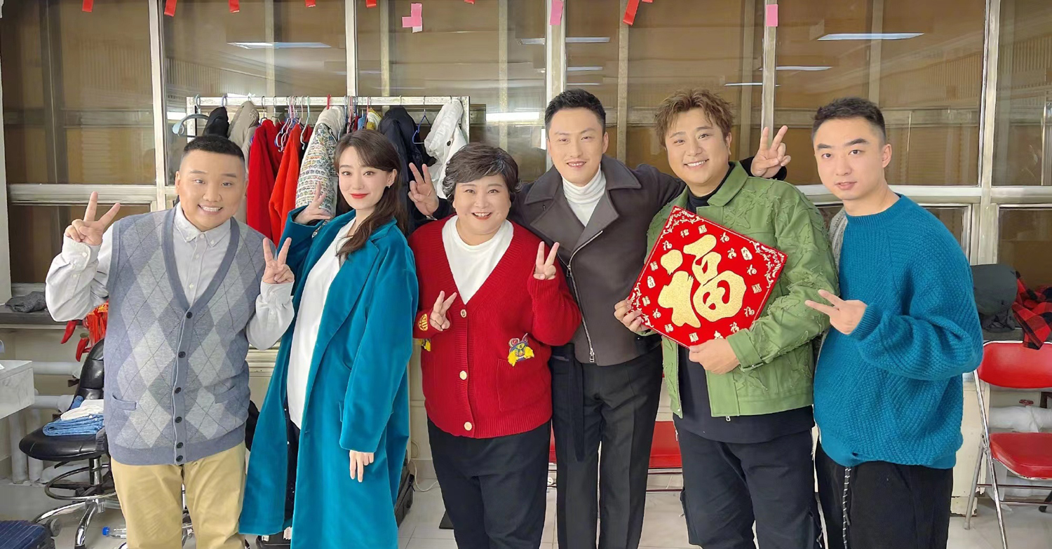 央视春晚主持人阵容官宣国际版,央视春晚主持人团队官宣