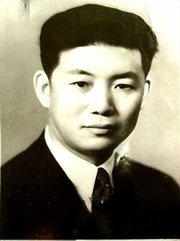 杜重远与乌鲁木齐