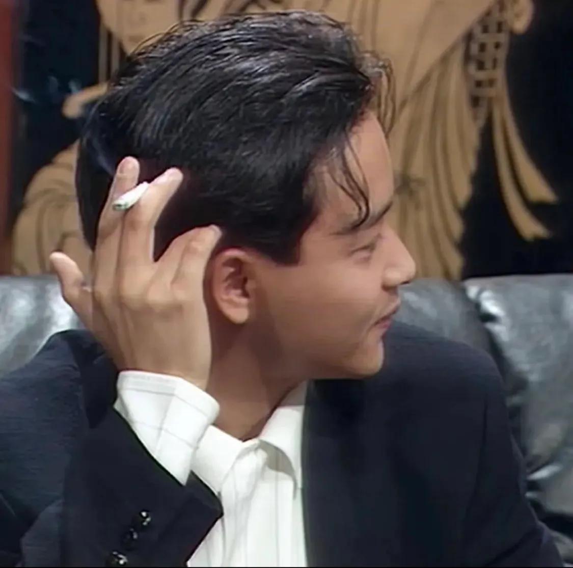 张国荣陈凯歌梅艳芳巩俐合照,张国荣梅艳芳巩俐首映礼