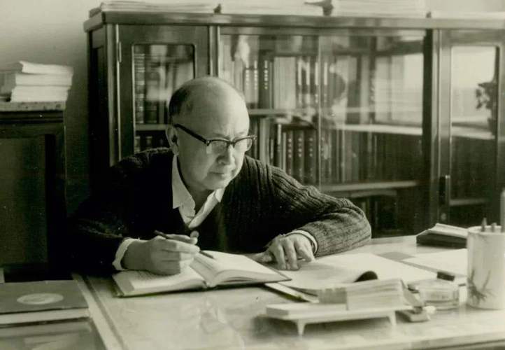 被美国诱捕的芯片专家有哪些,美国抓捕的科学家