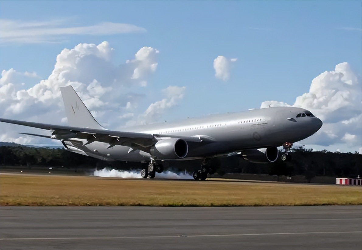 韩美不顾警告举行演习,240架军机升空,朝鲜发射10多枚导弹警告