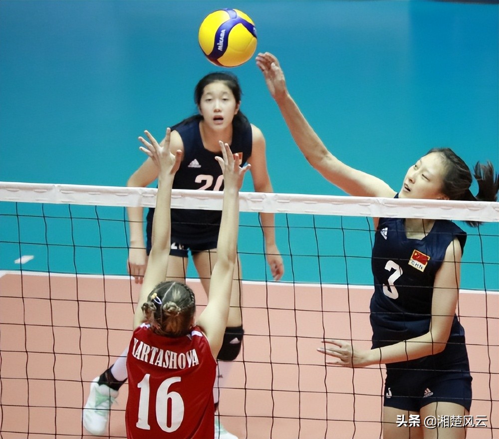 中国女排爆冷输给泰国队,中国女排遭逆转四胜一负晋级16强