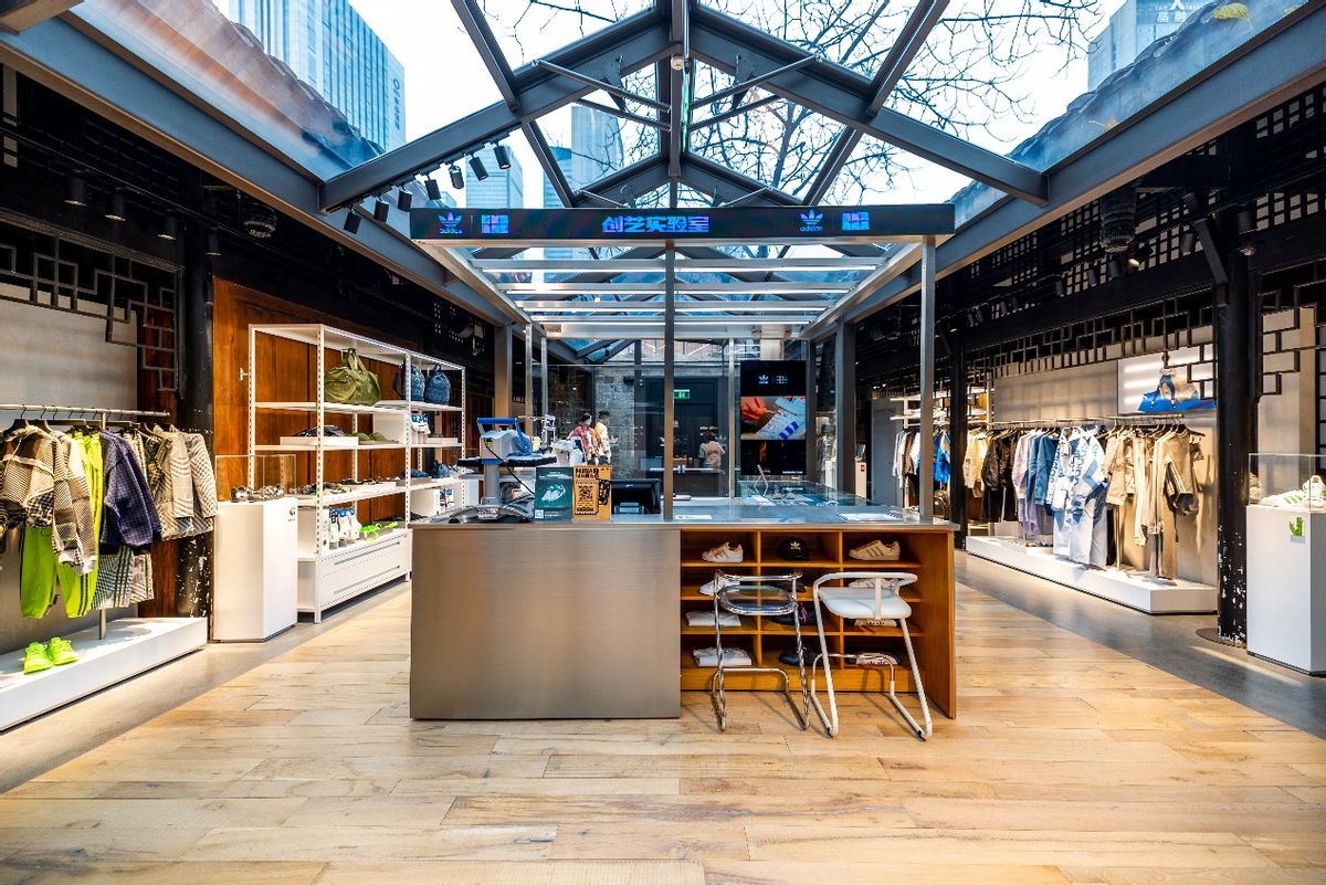 adidas官方旗舰店 三叶草 (adidas三叶草官方旗舰店西安)