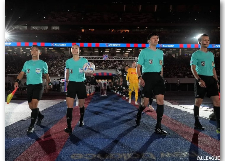 女裁判首次执法,日本女主裁