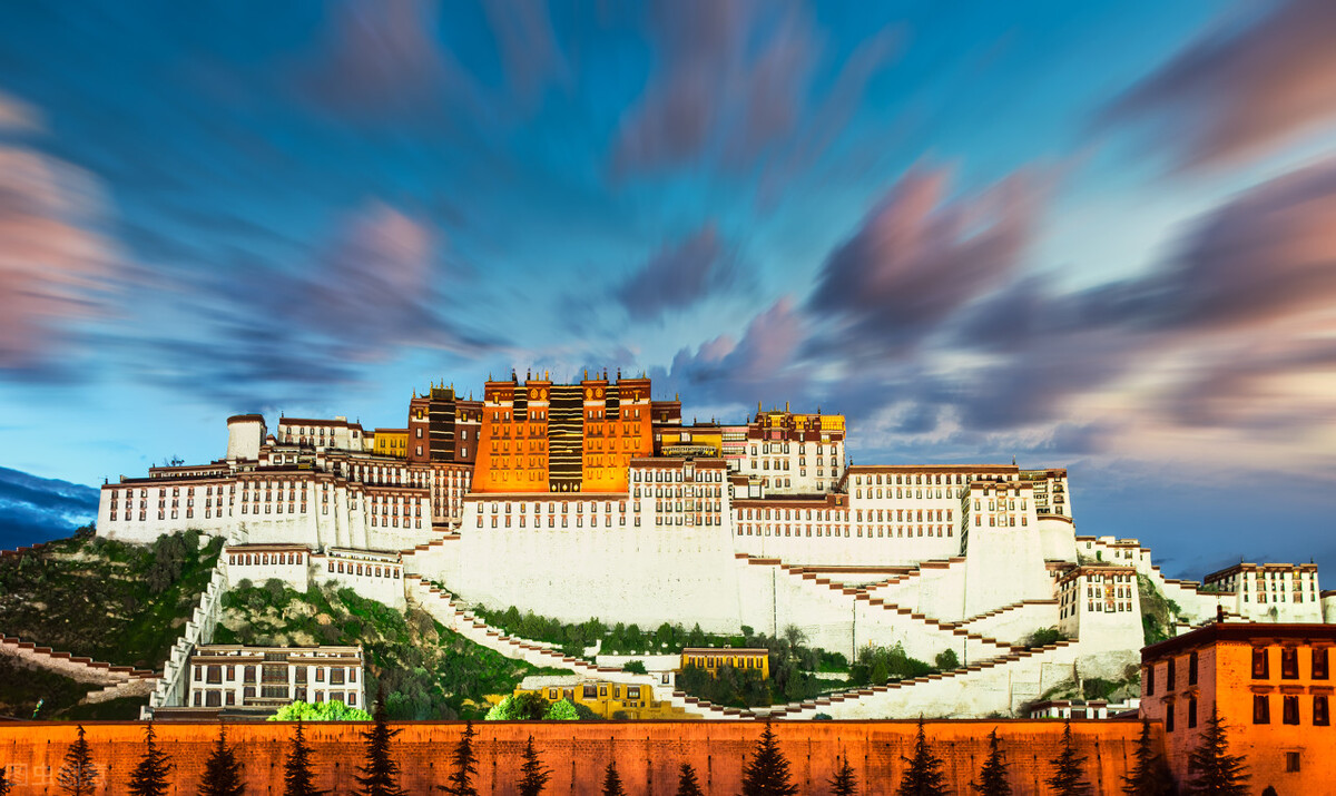 布达拉宫建筑简介资料,布达拉宫简介50字左右