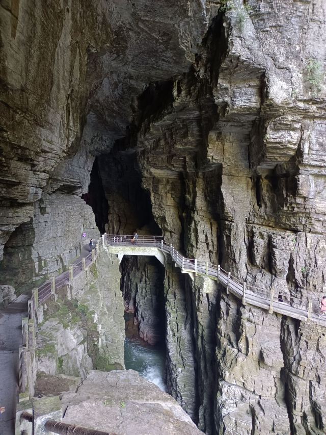 西安到恩施自驾沿途哪些旅游景点,恩施哪个景点不用爬山的路线好走
