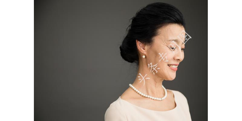 56岁阿姨：我爸和继母恩爱50年，继母去世，我才知道一切都是假象