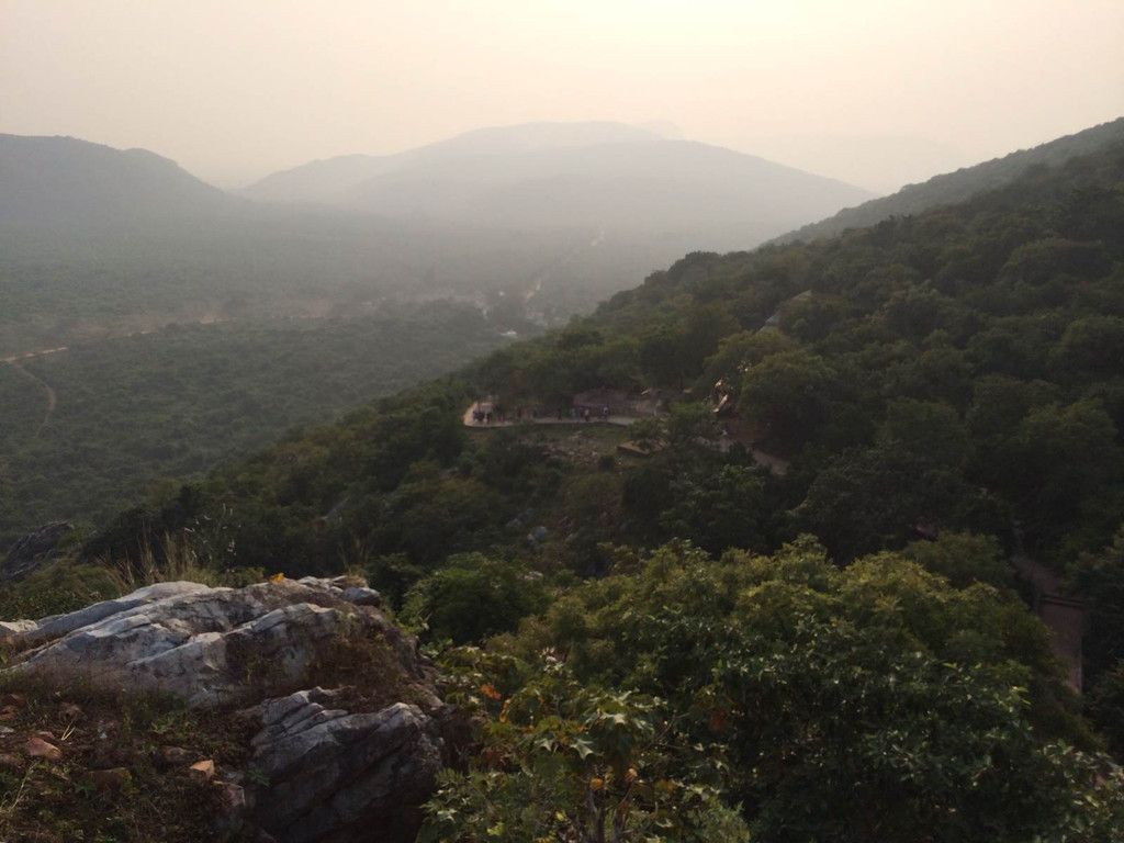 隐藏在寺院内的黑暗---捕快勇斗恶僧