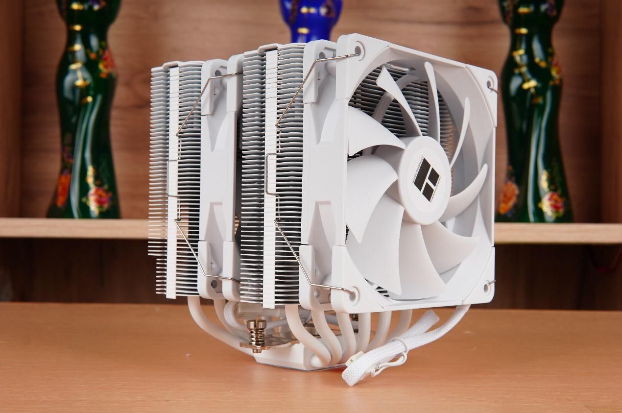 九州风神大霜塔v5和v3的区别,九州风神大霜塔v5能压住14600kf吗