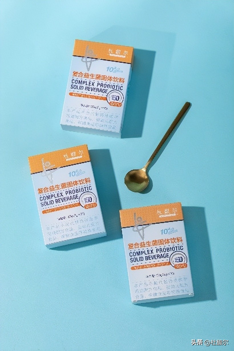 夏天的第一杯茶饮 (分享夏天第一杯奶茶)