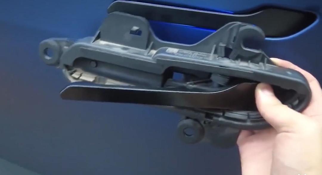 寒潮来临隐藏式门把手冻住,今冬以来最强寒潮袭来